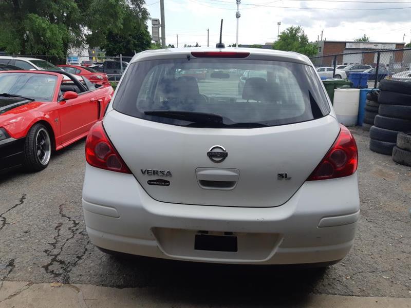 Nissan
Versa
2009