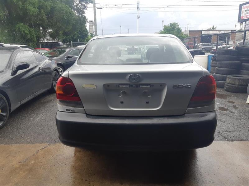 Toyota
Echo
2005