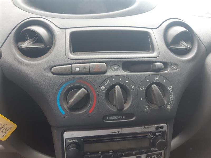 Toyota
Echo
2005
