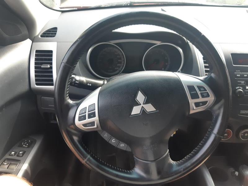 Mitsubishi
Outlander
2009