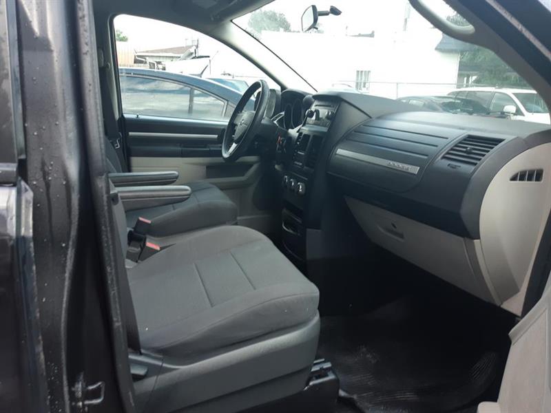 Dodge
Grand Caravan
2010